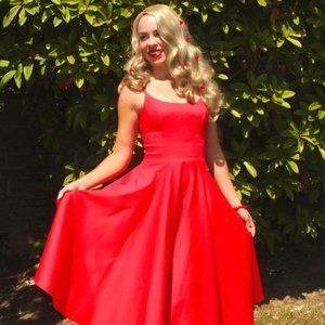 Peggy Circle Dress in Red